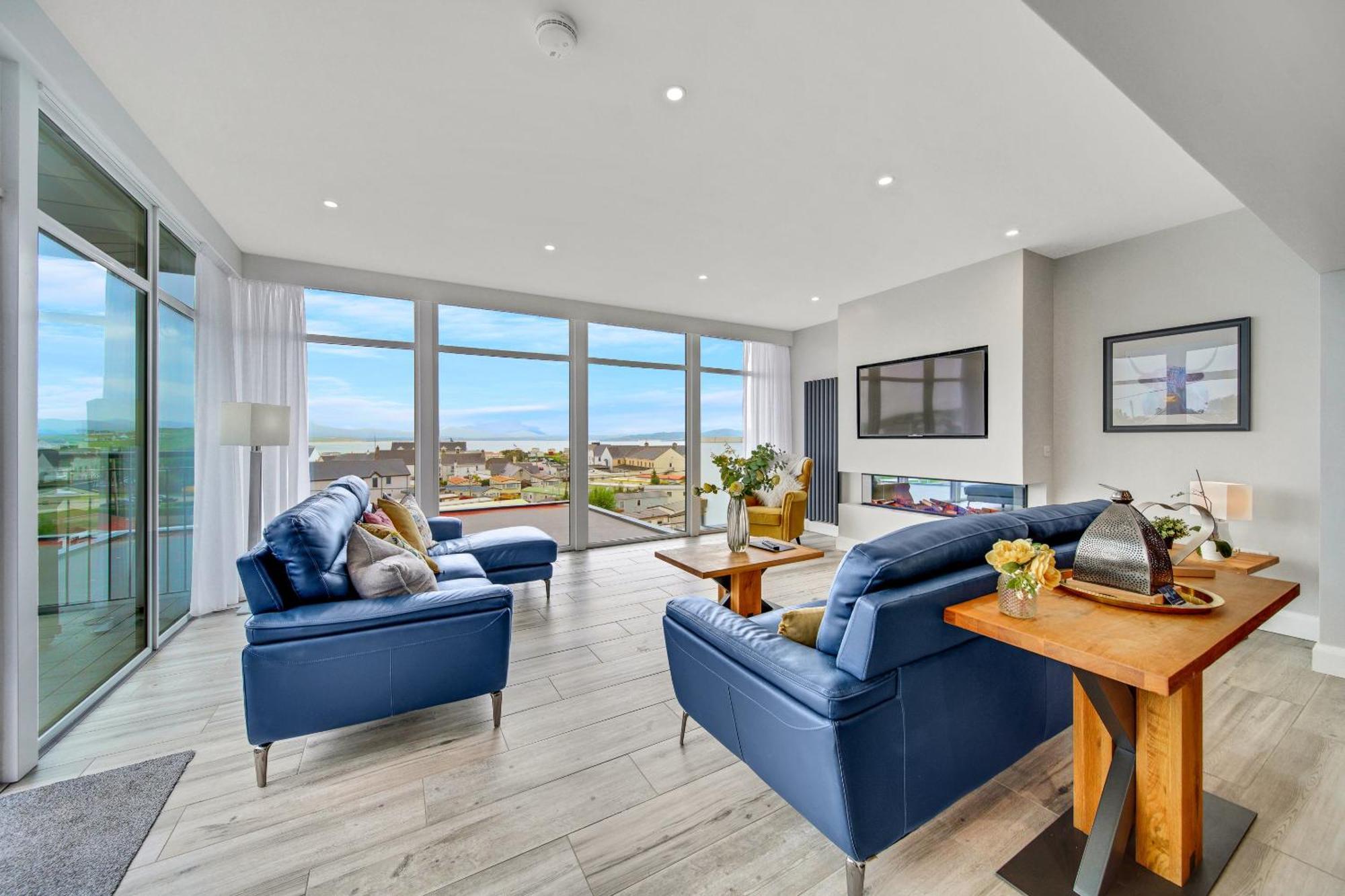 Bayview Luxury 4 Bedroom Penthouse Даунингс Екстериор снимка
